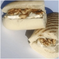 Brie, walnoten en honing