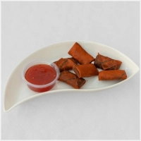 Vegetarisch. 6 stuks met chilisaus